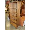 Image 4 : PINE BOOKSHELF