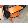 Image 2 : VILAS MAPLE 2-TIER STAND