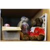 Image 1 : COLLECTIBLE BEARS AND BOOK AND COLLECTIBLE FIGURES