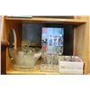 Image 1 : SHELF LOT OF PUNCH BOWL GLASSWARE AND DRINK GLASSES ETC