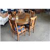 Image 2 : ANTIQUE TIGER OAK DINING TABLE WITH FOUR LEAFS AND SIX T-BACK CHAIRS