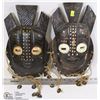 Image 1 : FLAT OF 2 LARGE AFRICAN MASKS