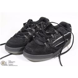 FLAT WITH NEW GEORGE SIZE 7 RUNNING SHOES