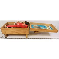VINTAGE SHOE POLISHER KIT