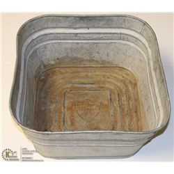 LARGE GSW GALVANIZED SQUARE TUB