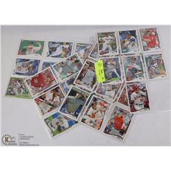 TOPPS BASEBALL CARDS