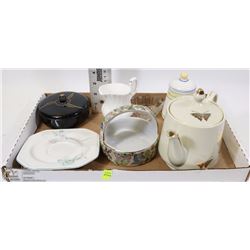 LOT OF VINTAGE AND COLLECTIBLE ITEMS