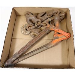 A PAIR OF HEAVY DUTY BOOMERS