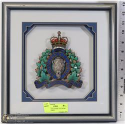 FRAMED 13X13 PAPER TOLE RCMP INSIGNIA CREST