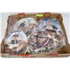 Image 1 : 6 JOHN WAYNE COLLECTOR PLATES, INCLUDING