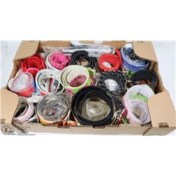 FLAT OF 30 ASSORTED LADIES/GIRLS BELTS