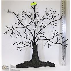 METAL TREE WALL HANGING HANGER -