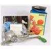 Image 1 : LOT OF VINTAGE HOUSEHOLD GOODS: HARPER MEAT GRINDER