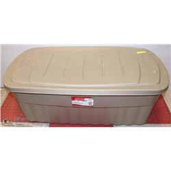 LARGE RUBBERMAID CONTAINER 42"X16"