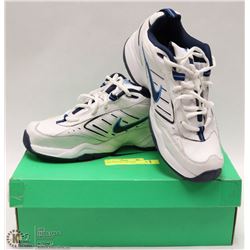 NIKE MENS SIZE 10 RUNNERS