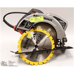 BLACK AND DECKER 7-1/4" CIRCULAR SAW W/NEW BLADE