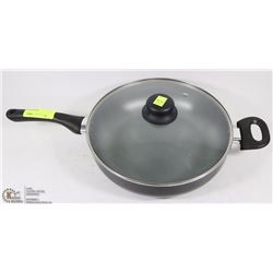 11" FRYING PAN WITH LID