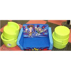 LARGE BOX W/TOY STORY FOLD-OUT FOAM