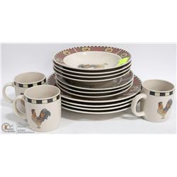 SET OF ROOSTER DISHES