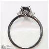 Image 2 : 14K WHITE GOLD LADIES DIAMOND RING