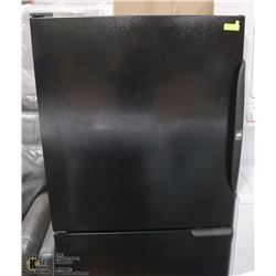 BLACK AMANA REFRIGERATOR WITH BOTTOM DOOR FREEZER