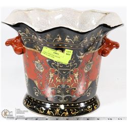 LARGE VINTAGE ESTATE PORCELAIN VASE