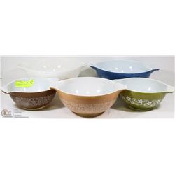 5PC COLORED PYREX BOWL SET WITH HANDLES