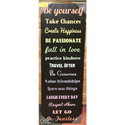 INSPIRATIONAL CANVAS WALL HANGING