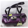 Image 1 : PURPLE SNAKESKIN STYLEHANDBAG WITH FRONT CLOSE  BU