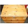 Image 1 : SOLID WOOD PATIO STORAGE BOX W/HINGED