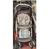 Image 1 : GRACO DELUXE STROLLER WITH TEMPERATURE GAUGE