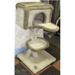LARGE CAT SCRATCHING POST