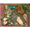 Image 1 : LARGE BOX FULL OF TERRARIUM SUPPLIES