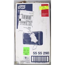 FLAT OF 18 SLEEVES OF BRIDGESTONE GOLF BALLS