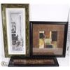 Image 1 : FLAT OF 3 DECORATIVE PICTURES