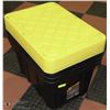 Image 1 : LOT OF 4 HEAVY DUTY STORAGE BINS STRONG BOX