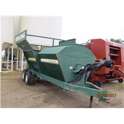 BALE KING 2020 FEED WAGON