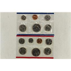 1981 US MINT SET (UNC) P/D/S (WITH NO ENVELOPE)