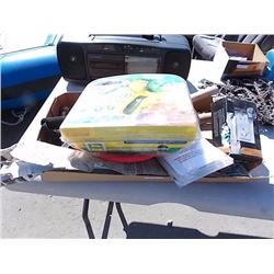 BOX - MIRACLE GROW, NOZZLES & MORE