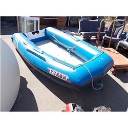 *****S.T.O.A **** BOAT - YUKON ZODIAC STYLE INFLATABLE WITH HARD BOTTOM - GOOD CONDITION