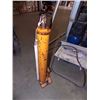 Image 1 : HYDRAULIC JACK WITH 25" HANDLE