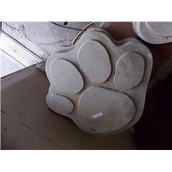 CONCRETE - STEPPING STONE - PAW - LARGE