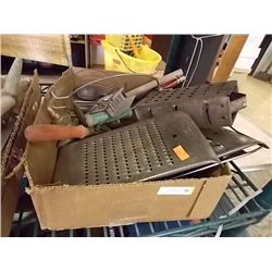 BOX ASSORTED VINTAGE KITCHEN UTENSILS