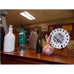 LOT OF COLLECTABLE BOTTLES