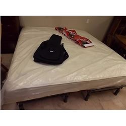 KING MATTRESS - STORE DISPLAY UNIT - MONTERAY FIRM