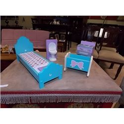 DOLL HOSUE FURNITURE - 4 PC TTL