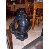 Image 1 : LARGE PORCELEIN FOUNTAIN - FISH