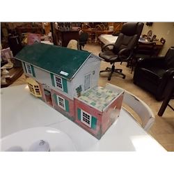 VINTAGE METAL DOLL HOUSE & CONTENTS