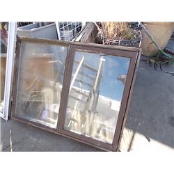 VINTAGE WINDOW - SLIDER