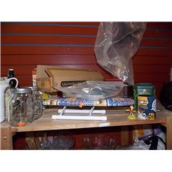 SHELF LOT OF COLLECTABLE & HOUSE HOLD - INCLUDING MASONARY MUGS, COLLECTABE TINS AND MORE